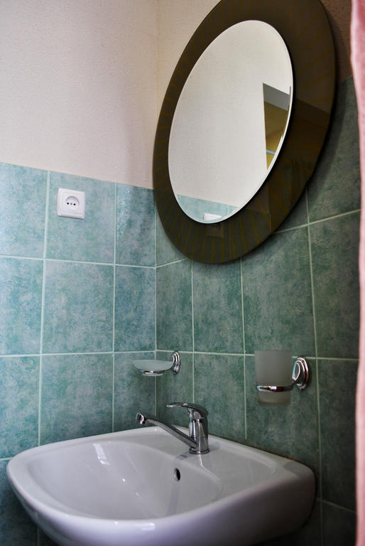 Elegia Hotel Jarkov Habitación foto