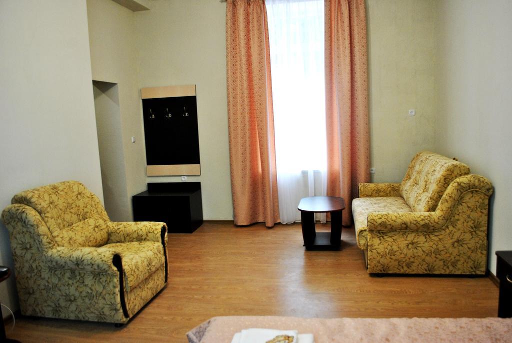 Elegia Hotel Jarkov Habitación foto