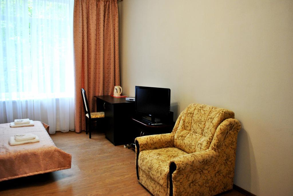 Elegia Hotel Jarkov Habitación foto