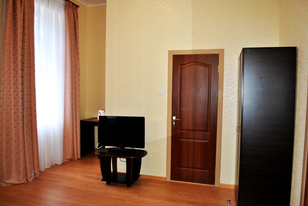 Elegia Hotel Jarkov Habitación foto